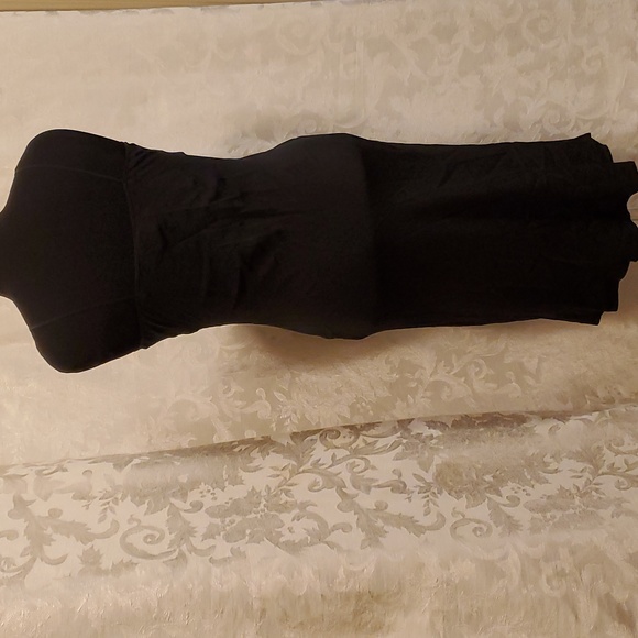 SZ.8 E C I NEW YORK 100% SILK SLIP - Picture 2 of 6